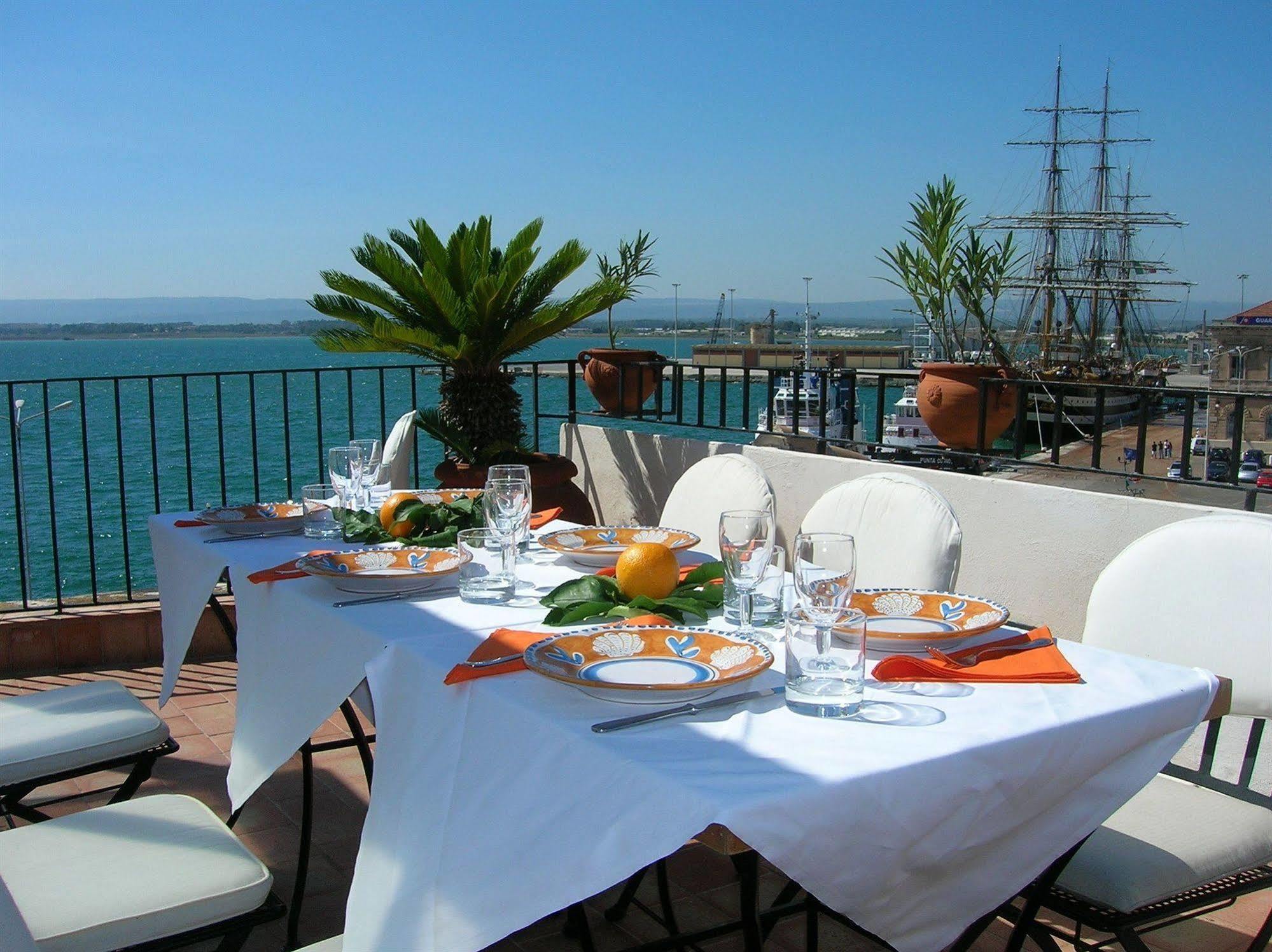 L'Approdo Delle Sirene Bed & Breakfast Syracuse Luaran gambar